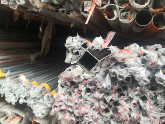 201 Polish Permukaan Stainless Rectangular Tubing, Industri Steel Pipe HL Finished