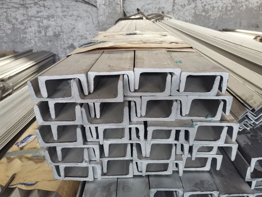 Tidak Berlubang Galvanized Carbon Stainless Steel U Bentuk Saluran Profil UPN 80
